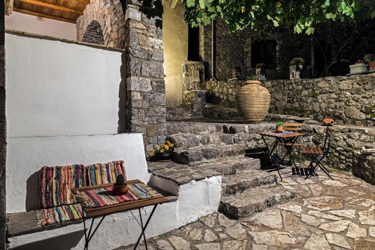 Kanto'S Guesthouse Stemnitsa Exterior foto